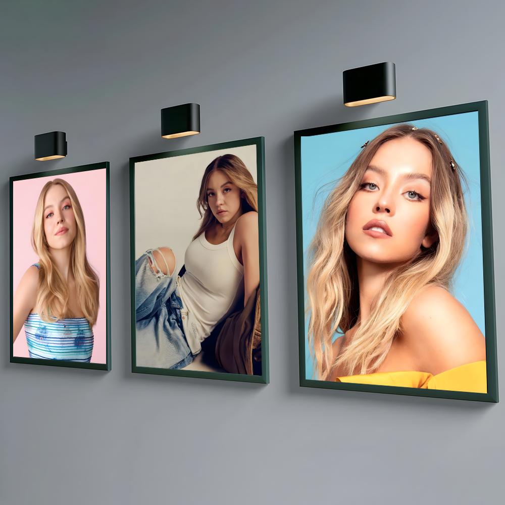 Poster Aktor S-Sydney Sweeney  - Home Bar Sydney ulasan dan harga