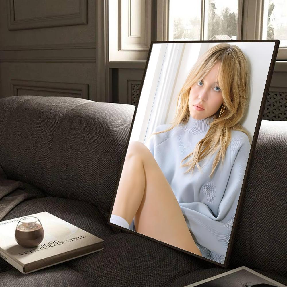 Poster Aktor S-Sydney Sweeney  - Home Bar Sydney ulasan dan harga